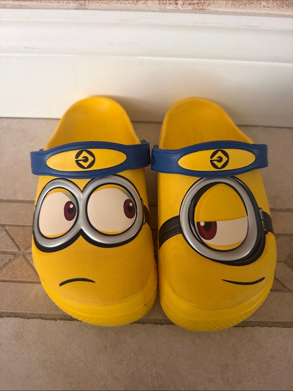 Kids Yellow Minions Slip-On Clogs with Blue Strap